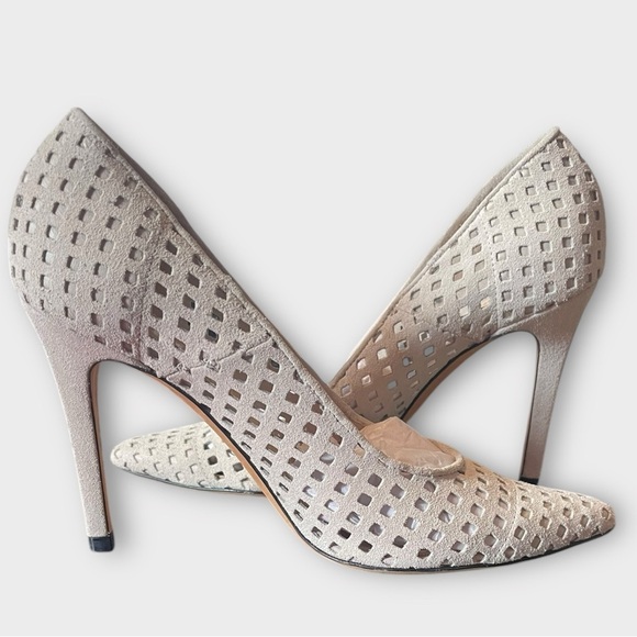 IRO Larson Perforated Suede Pointed Toe Pumps Ecru Size EU 39 - Picture 5 of 12